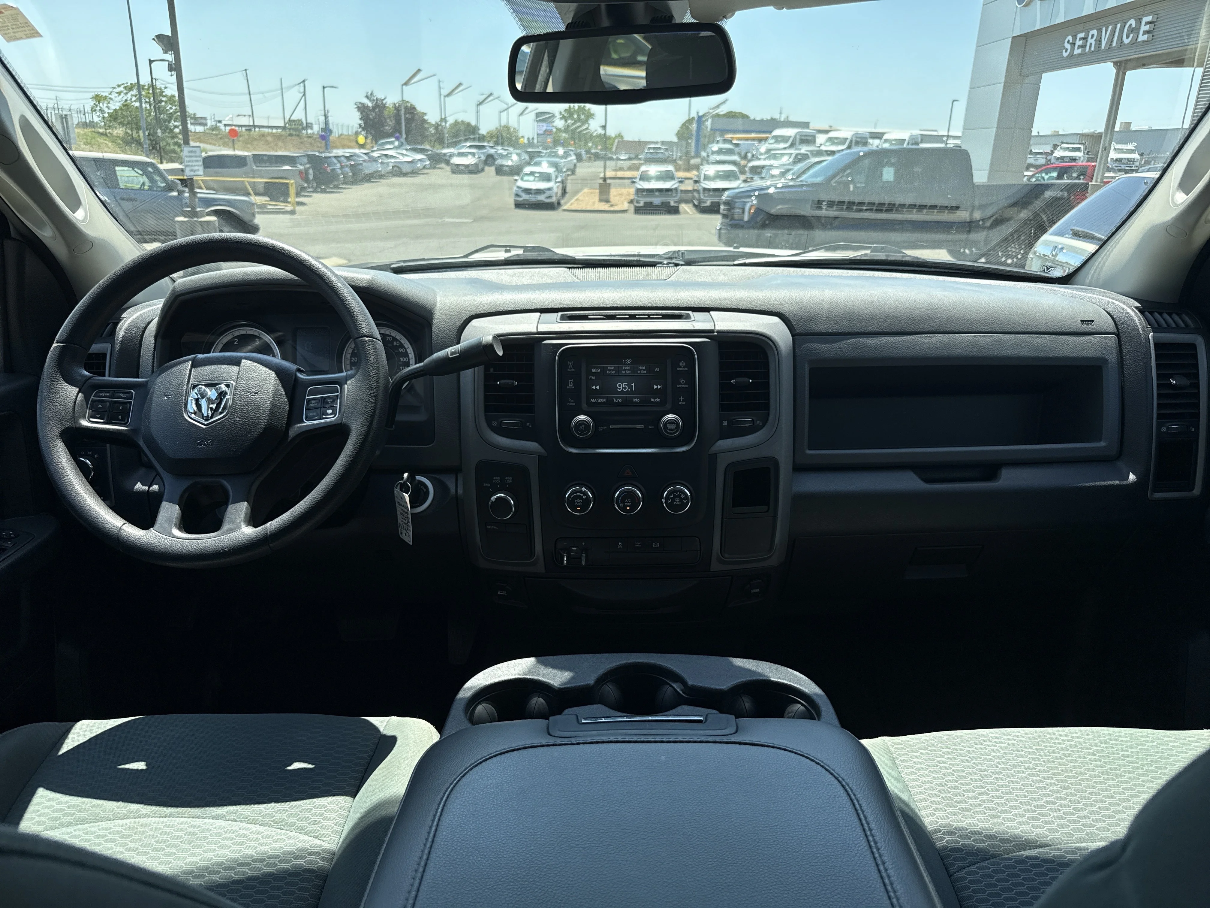 Used 2016 Bright White Clearcoat Ram Tradesman image 15