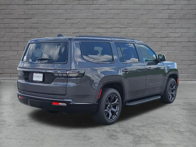 New 2026 Baltic-Gray Metallic Clear-Coat Exterior Paint Jeep Upland image 5