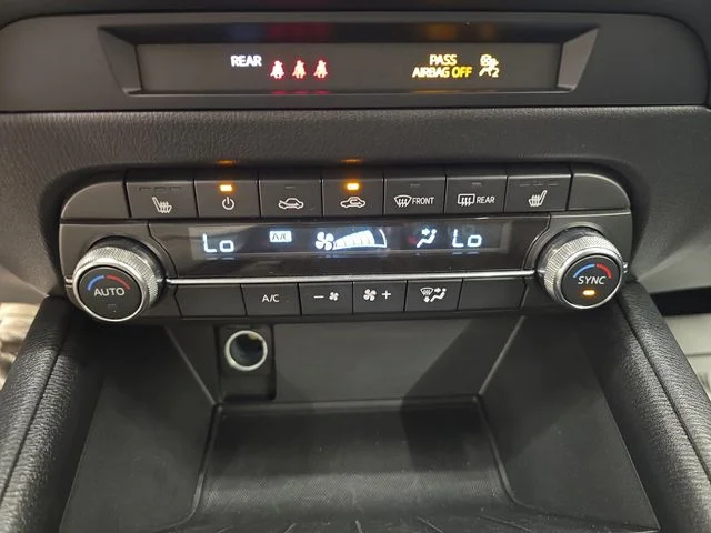 Used 2025 Platinum Mazda 2.5 S Select Package image 23