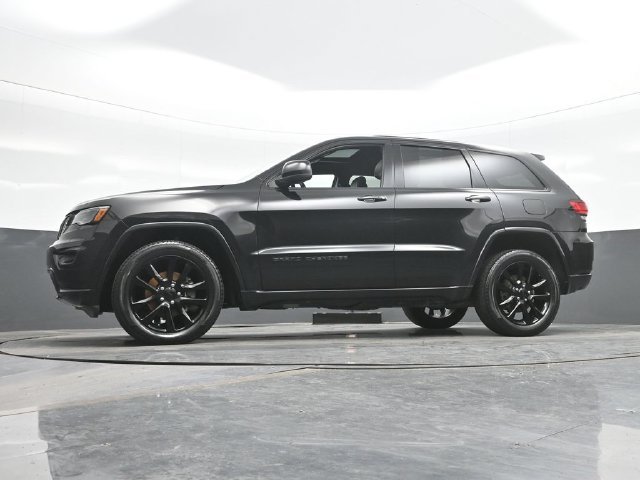 Used 2020 Black Jeep Altitude image 21