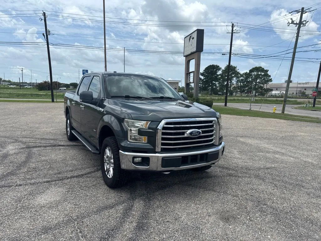 Certified Used 2015 Gray Ford XLT image 2
