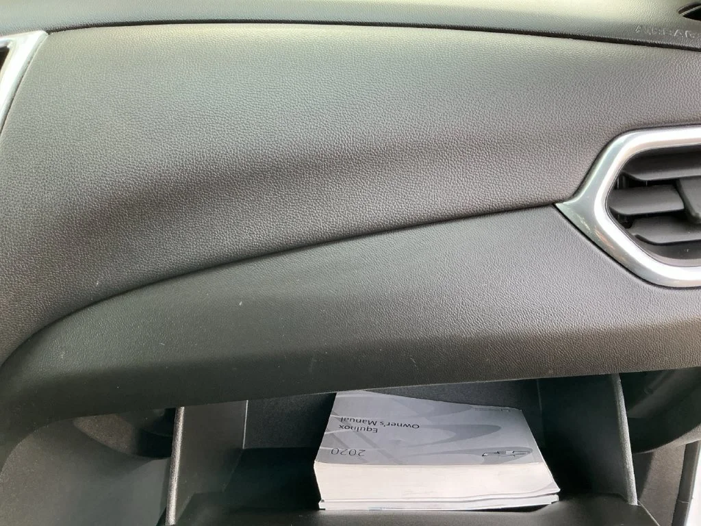 Used 2020 SUMMIT WHITE Chevrolet LT image 34