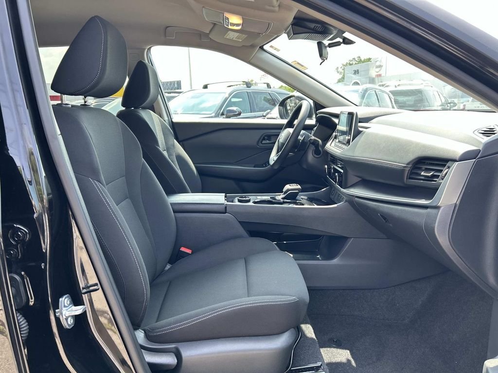 Used 2026 Black Nissan S image 15