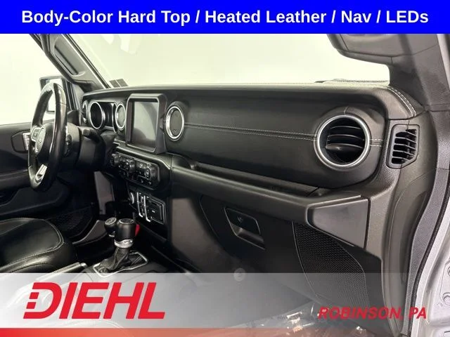 Used 2020 Silver Jeep Unlimited Sahara image 15