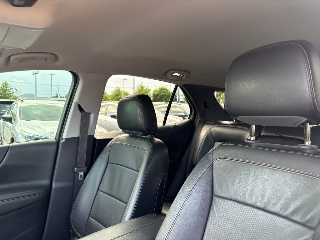 Used 2020 White Chevrolet Premier image 4