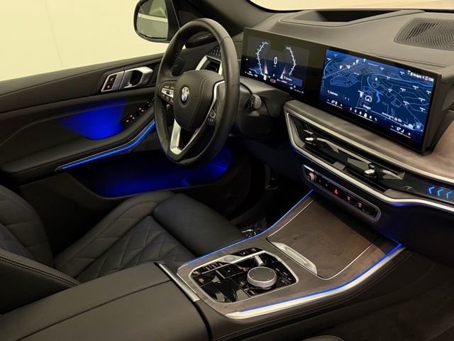 Used 2026 Skyscraper Grey Metallic BMW sDrive40i image 26