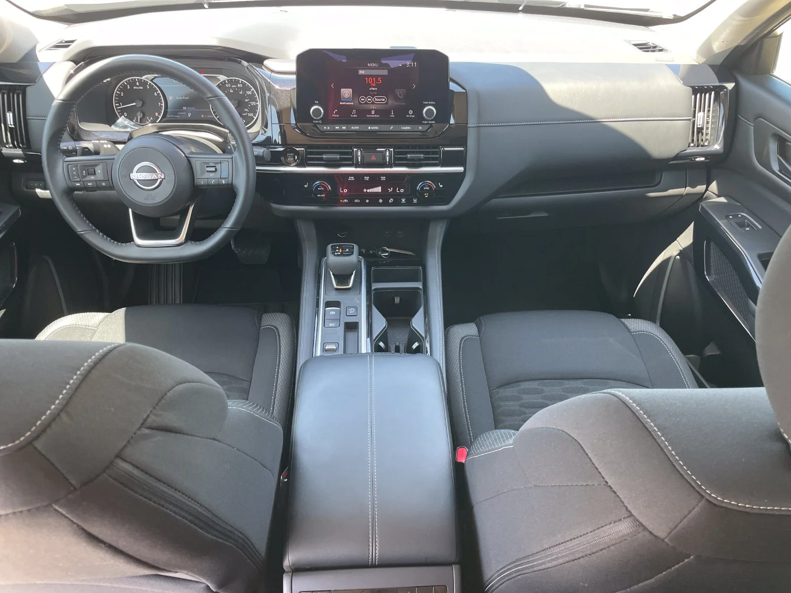 Used 2025 Silver Nissan SV image 9