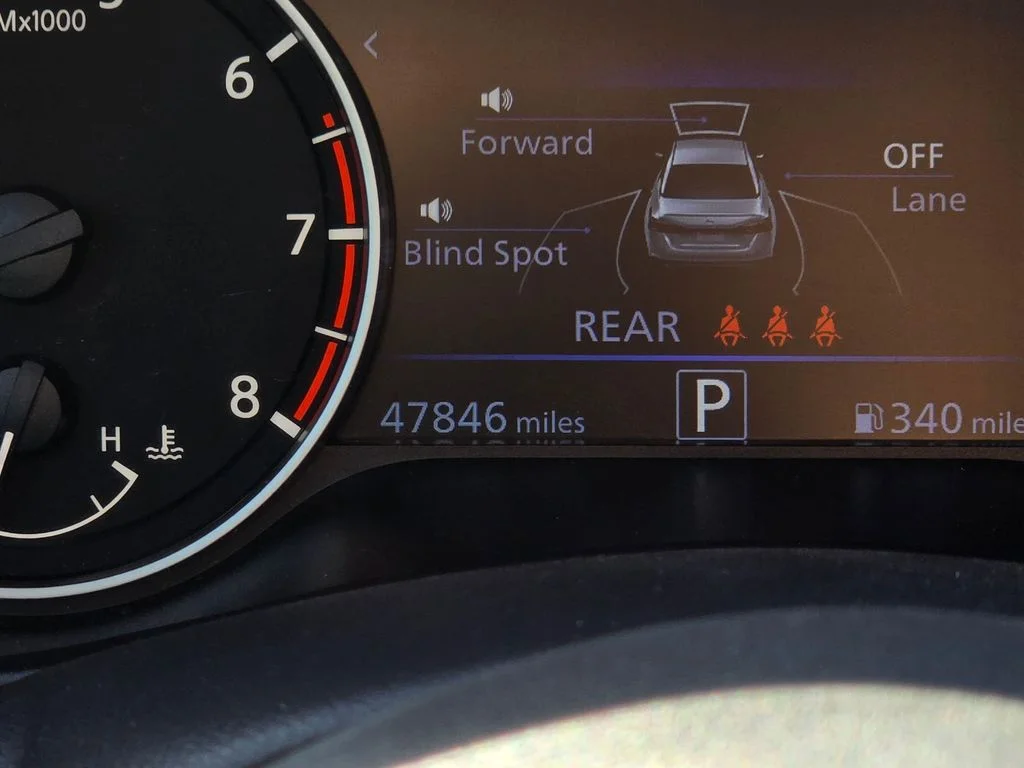 Used 2024 Garnet Pearl Metallic Nissan 2.5 SV image 25