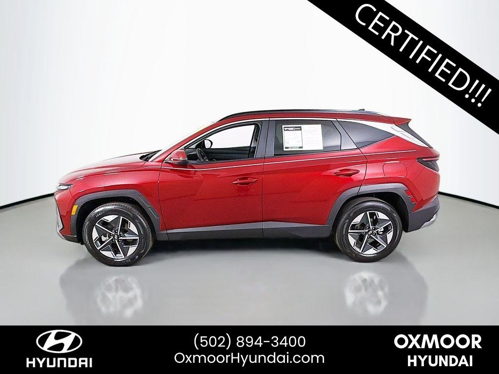 Used 2025 Ultimate Red Hyundai SEL Convenience image 4
