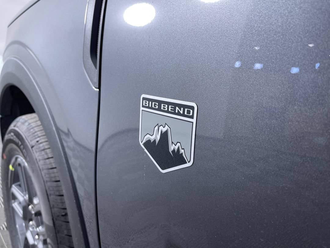 New 2026 Carbonized Gray Metallic Ford Big Bend image 25