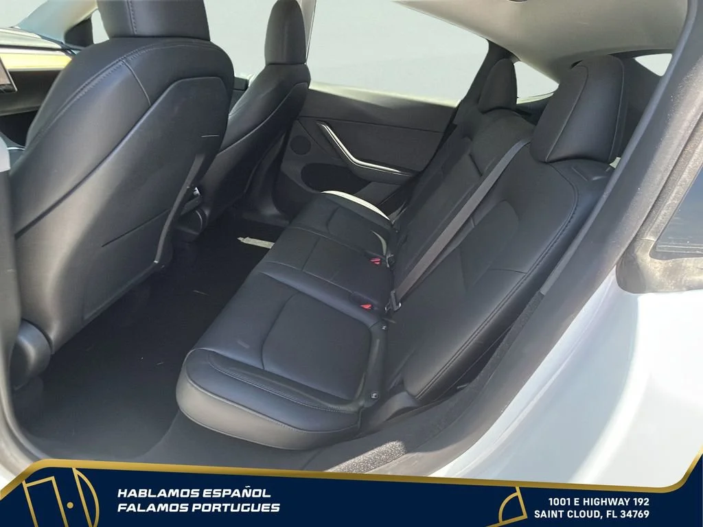 Used 2024  Tesla Long Range image 18