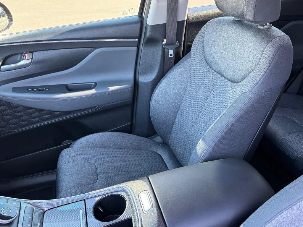 Used 2023 Gray Hyundai SEL image 10
