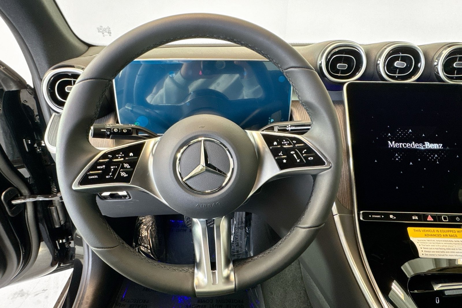New 2026 Black Mercedes-Benz GLC 300 image 11