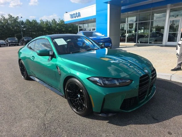 Used 2025 Green BMW Base image 1