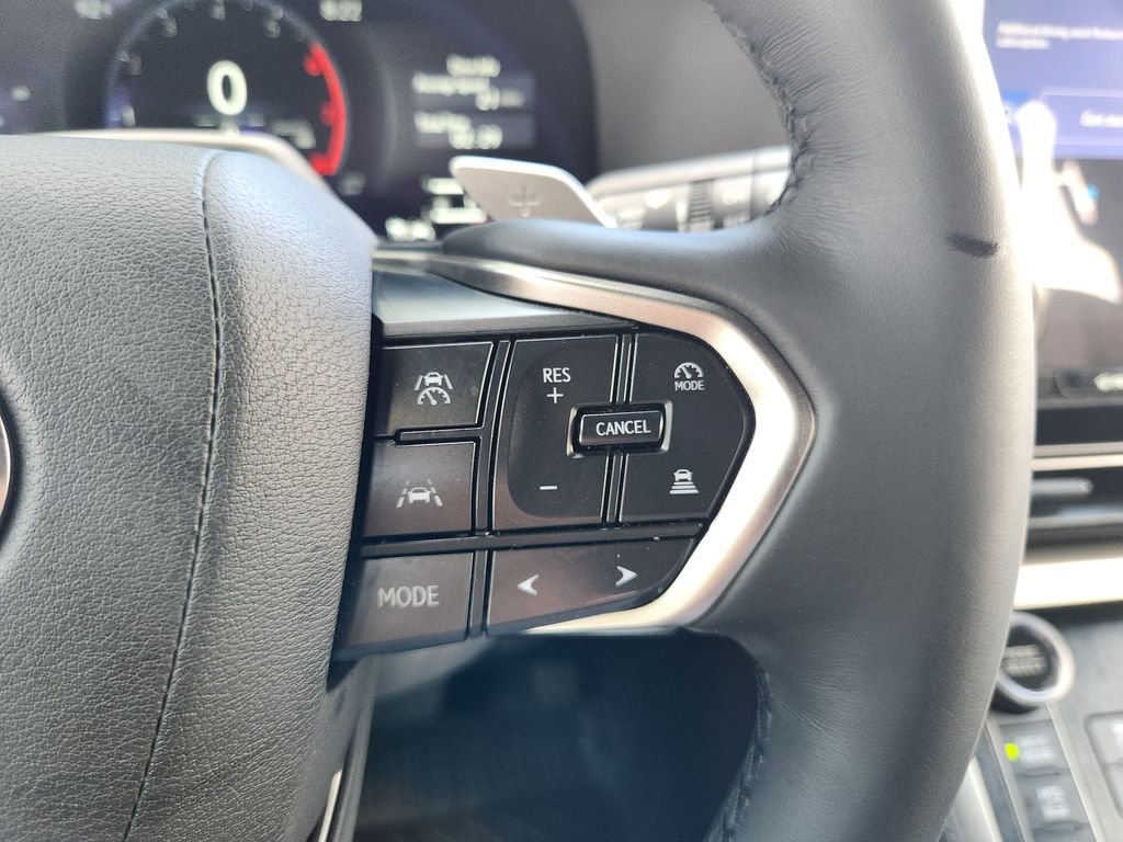 Used 2024 White Pearl Lexus 550 Overtrail image 29