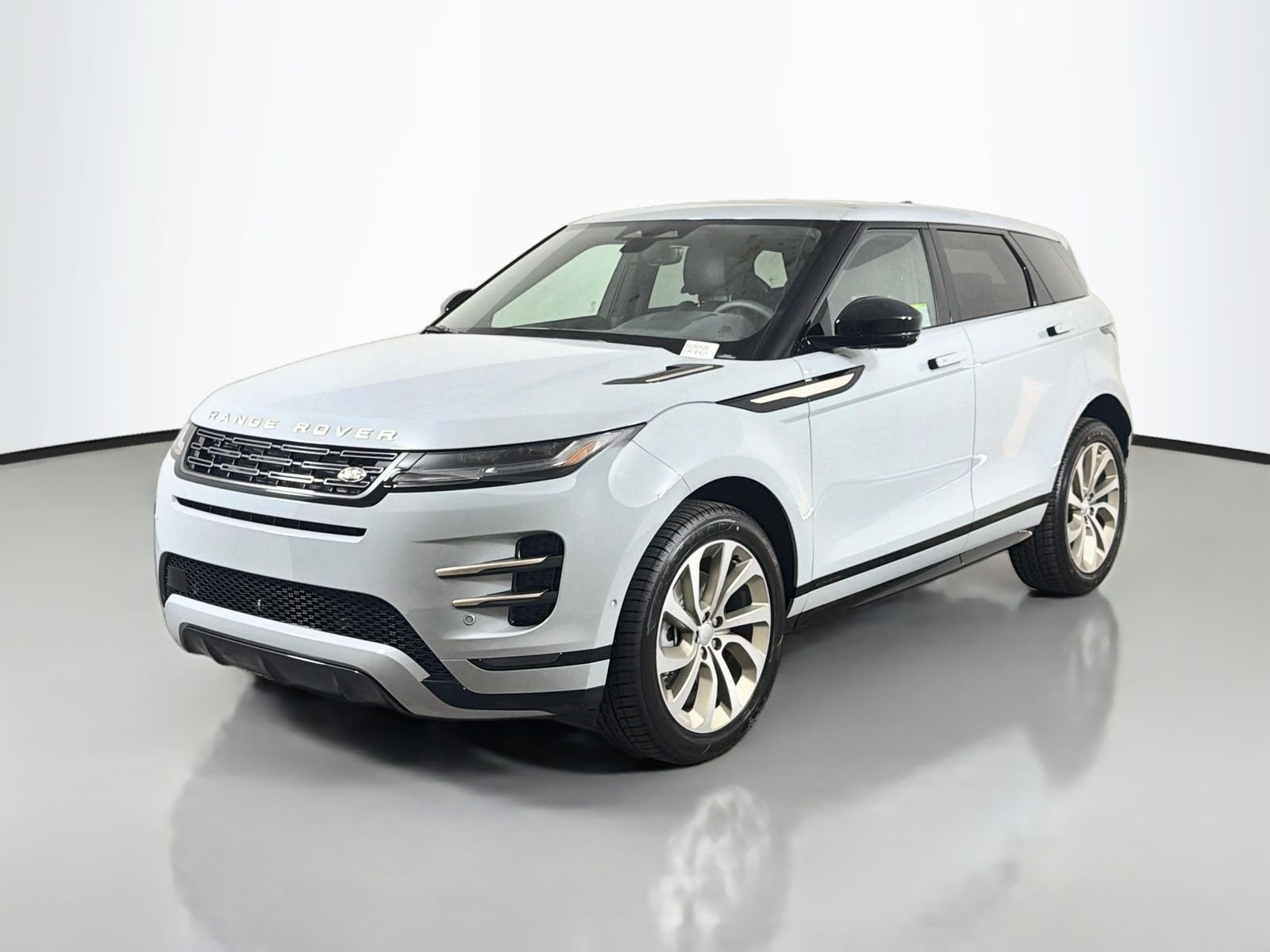 2026 Land Rover Range Rover Evoque