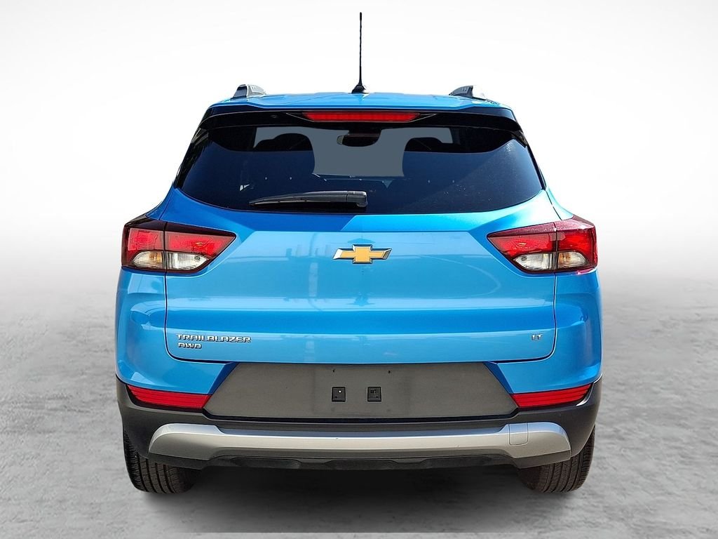 Used 2025 Blue Chevrolet LT image 5