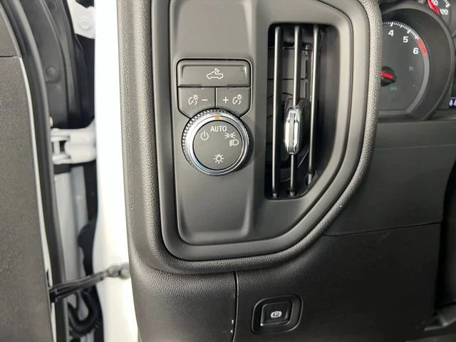 New 2026 Summit White GMC Pro image 19