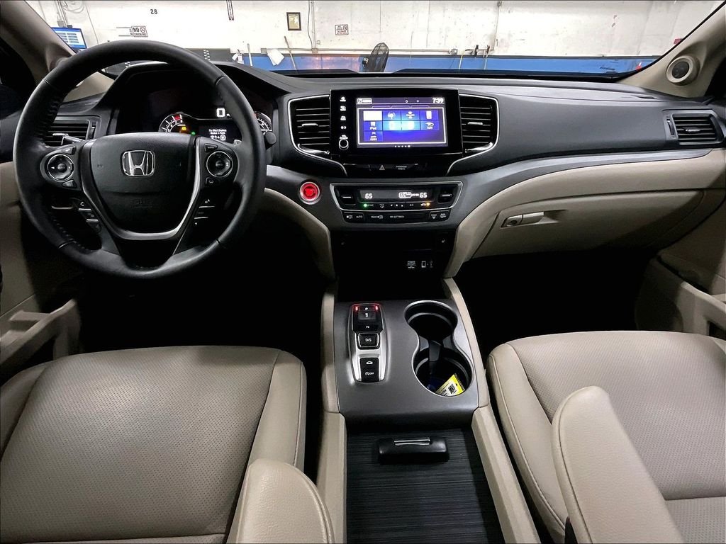 Used 2023 Platinum White Honda RTL image 21