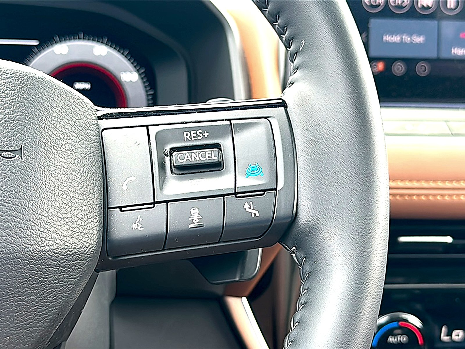 Used 2025 Gun Metallic Nissan Platinum FWD image 28