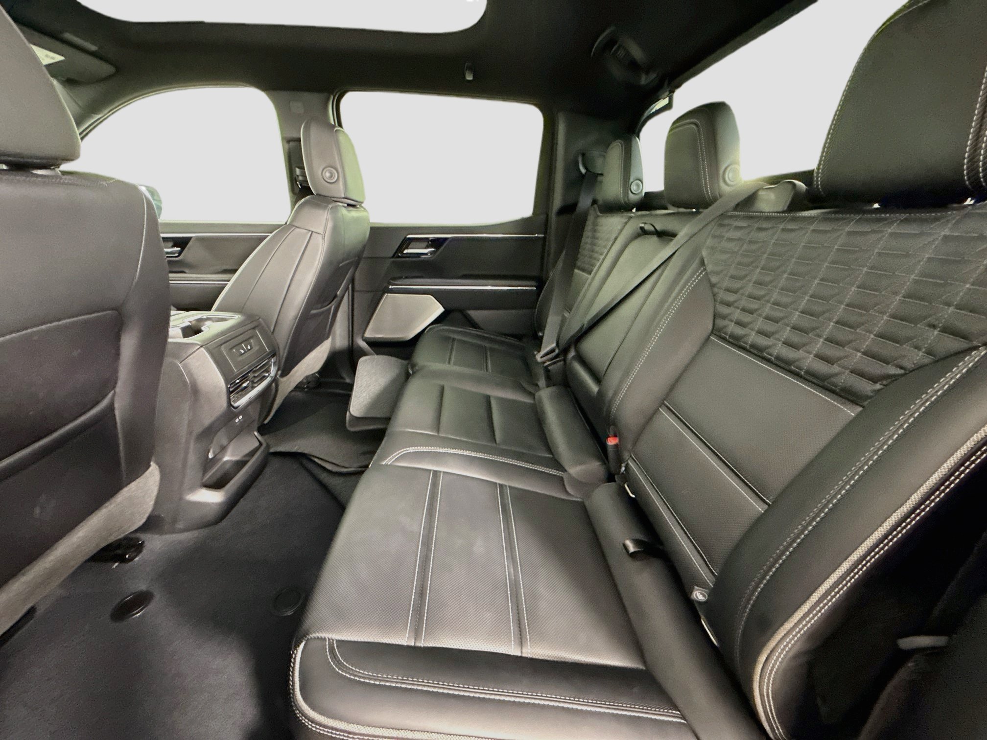 Used 2025 Summit White GMC Max Range Denali image 27