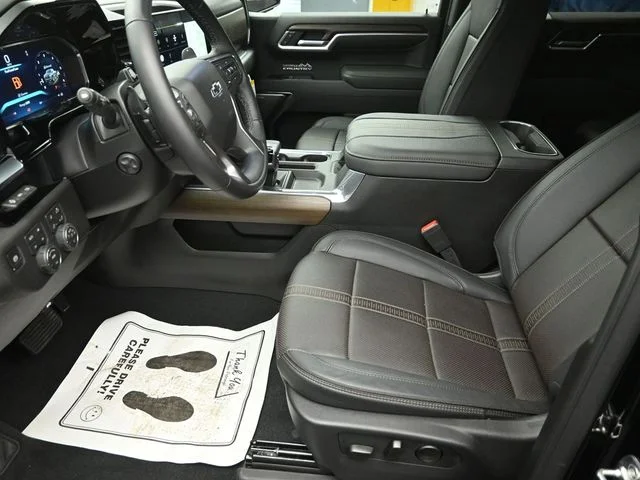 Certified Used 2026 Black Chevrolet High Country image 10
