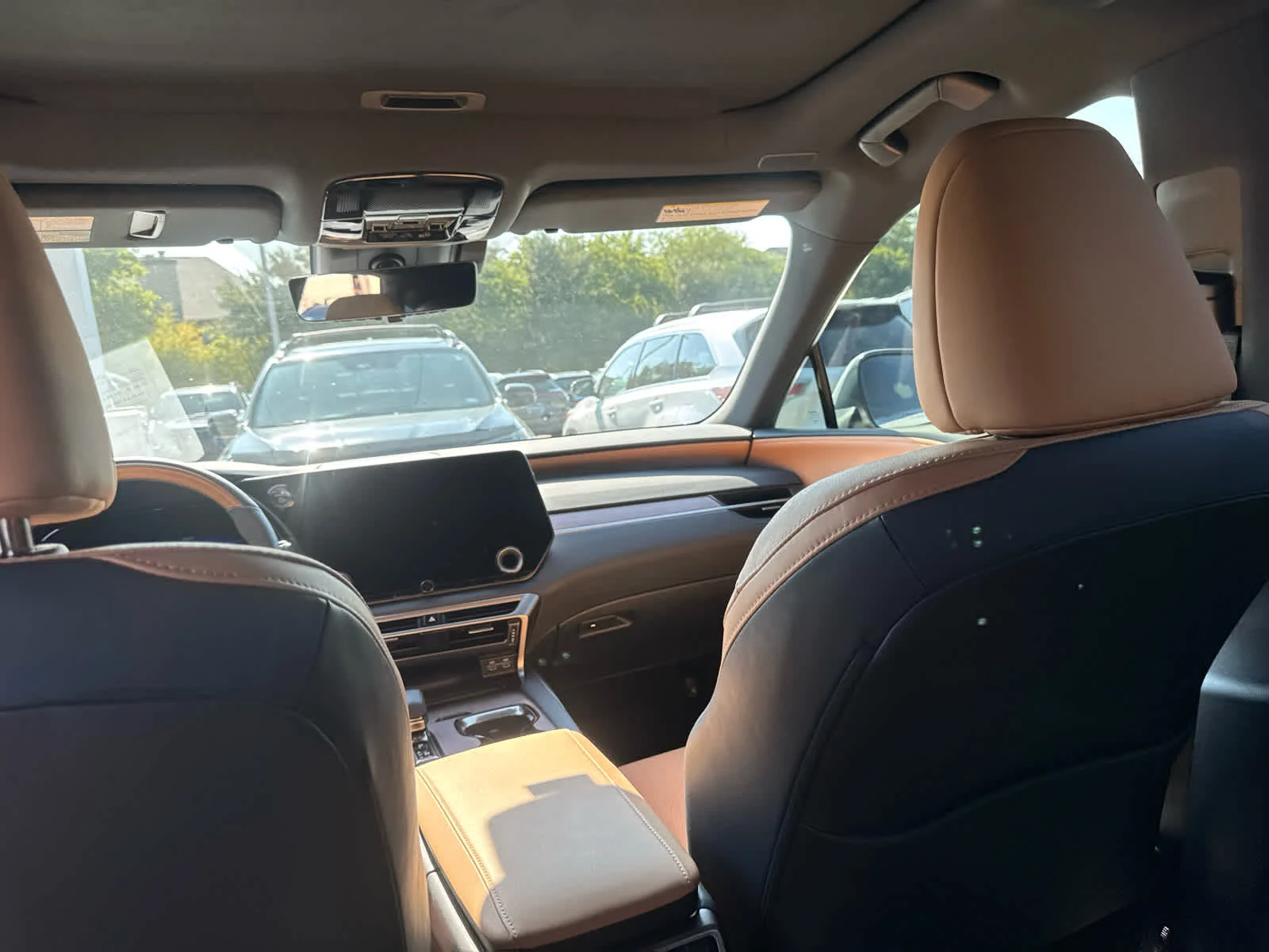 Used 2026 Eminent White Pearl Lexus Premium+ image 19