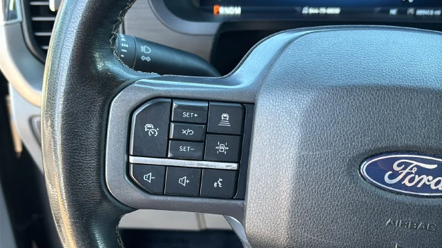 Used 2024 Gray Ford XLT image 23