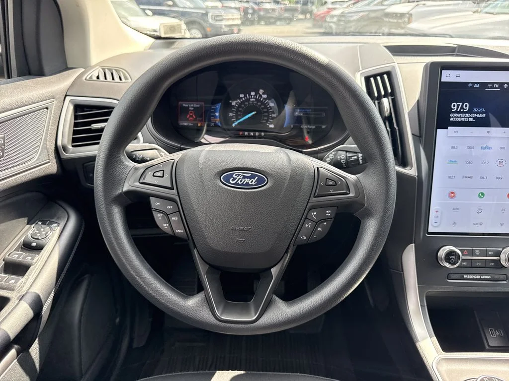 Used 2023 Gray Ford SE image 15