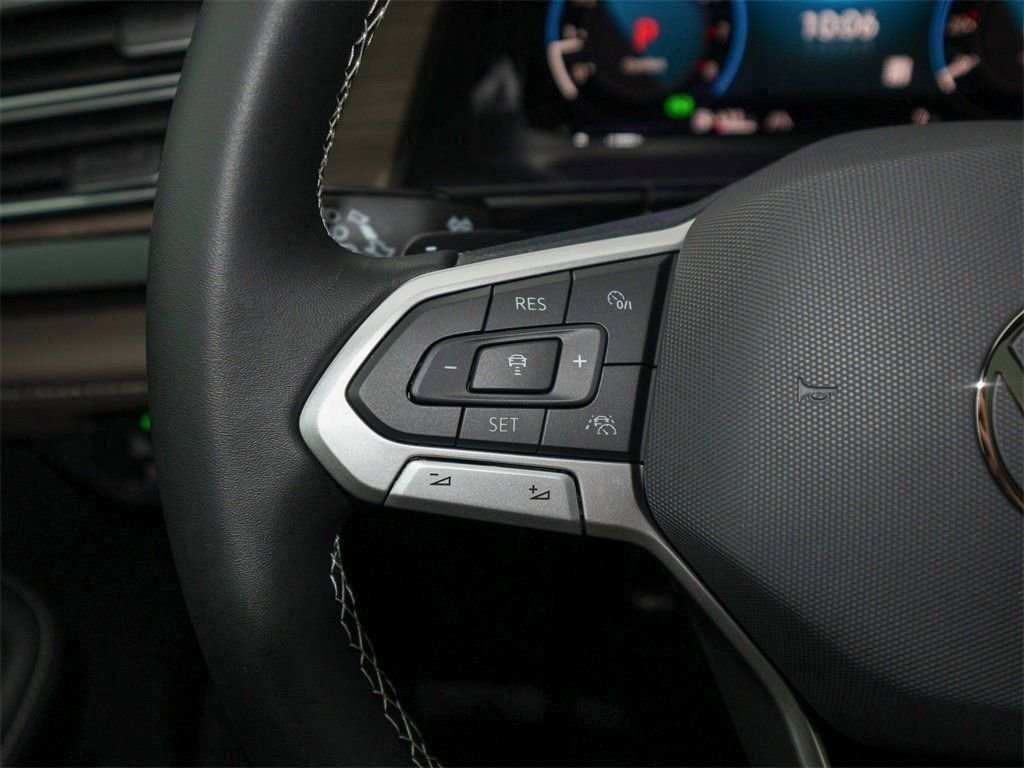 New 2026 Black Volkswagen 2.0T SEL image 26