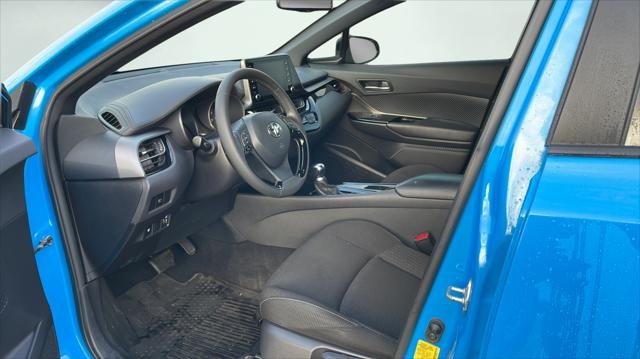 Certified Used 2019 BLUE FLAME Toyota  image 9