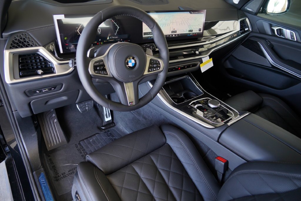 New 2026 Black Sapphire Metallic BMW xDrive40i image 16