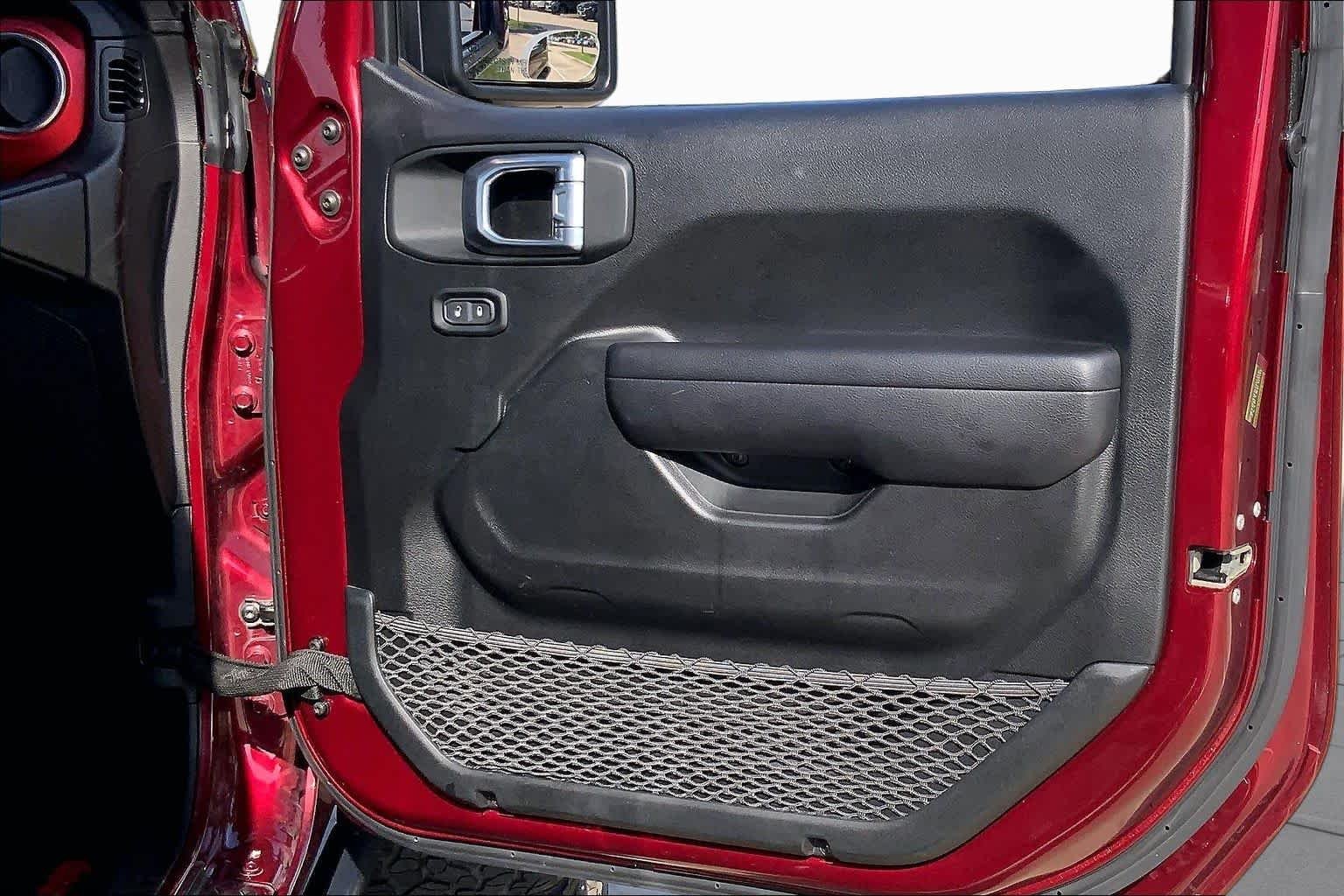 Used 2021 Snazzberry Pearlcoat Jeep Rubicon image 21
