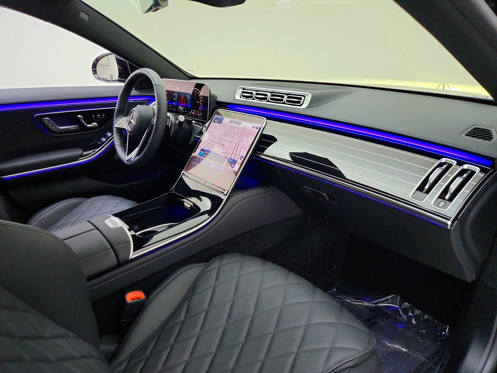 2026 Mercedes-Benz S-Class S 580e - Photo 19