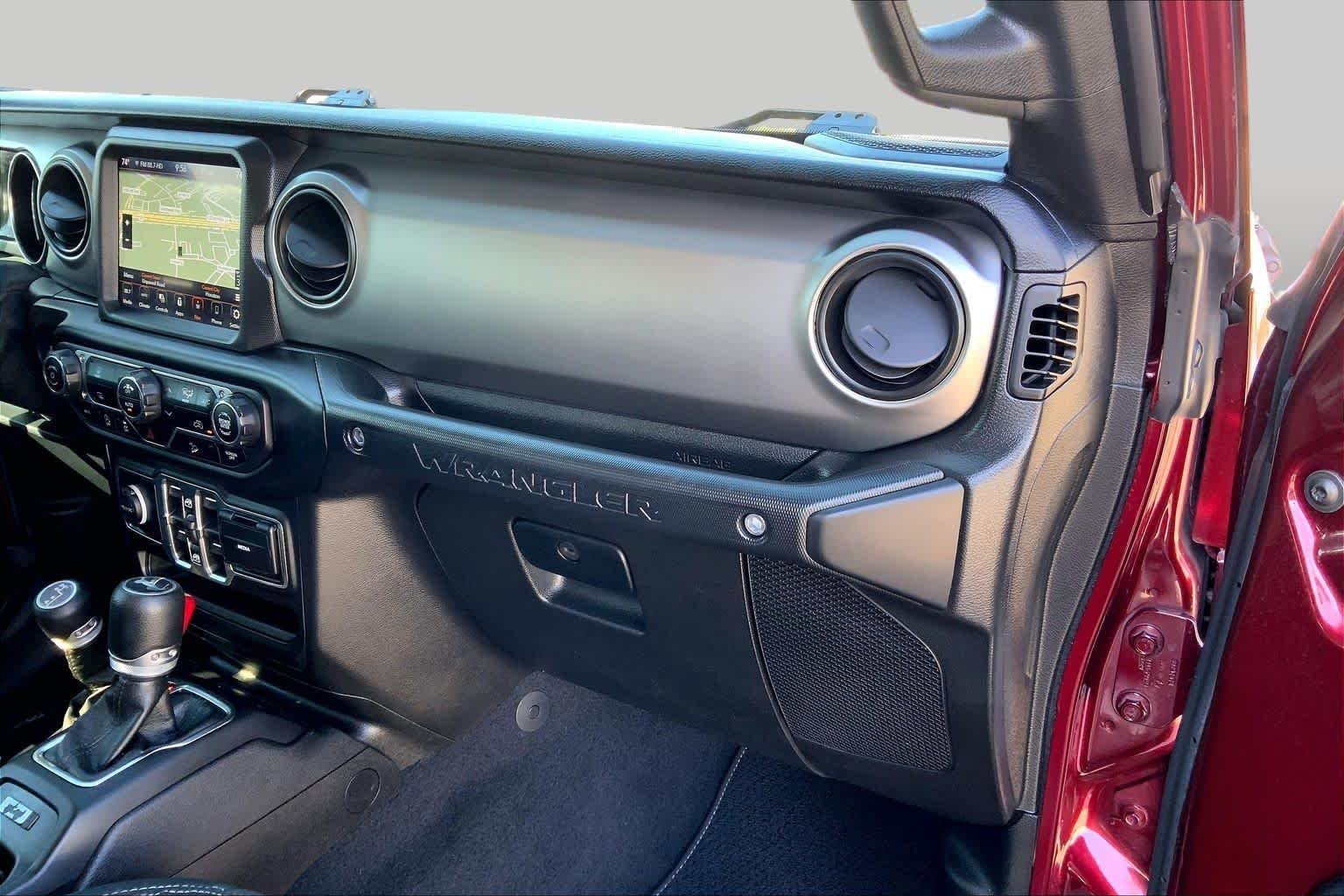 Used 2021 Snazzberry Pearlcoat Jeep Unlimited 80th Anniversary image 18