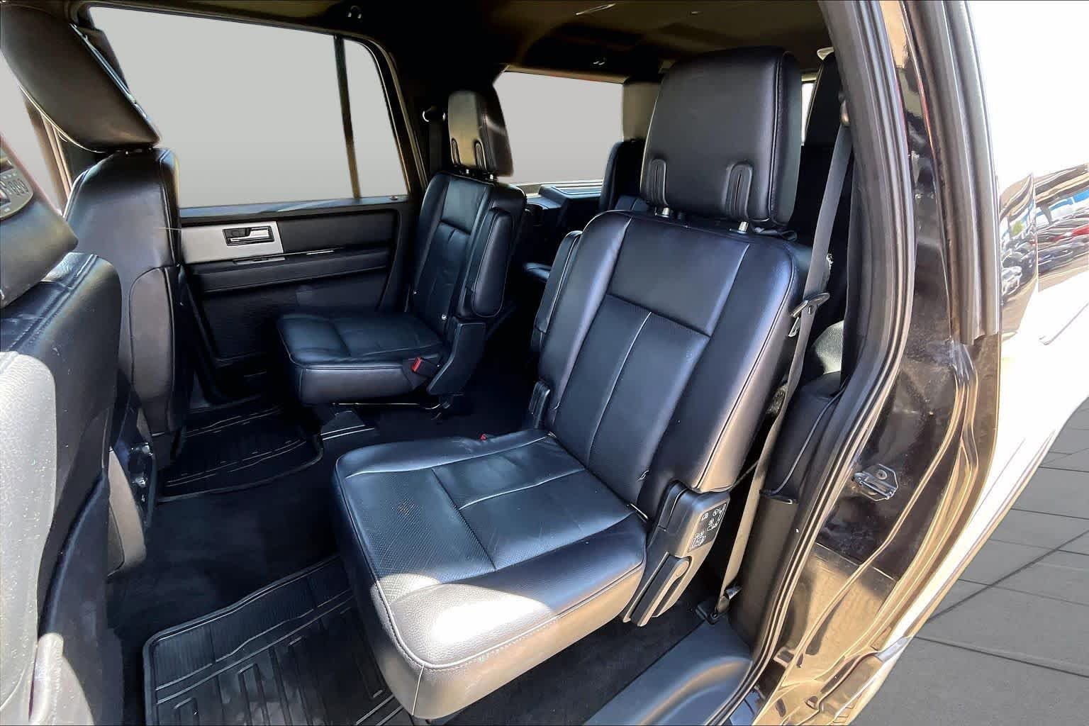 Used 2017 Shadow Black Ford Limited image 19