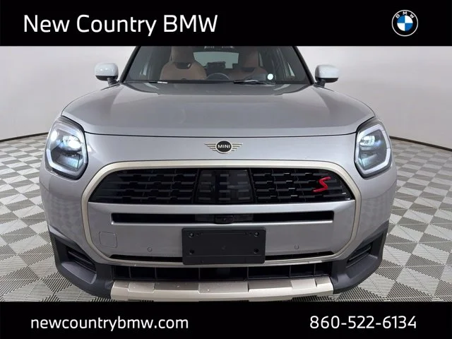 New 2027 Silver MINI Iconic image 2