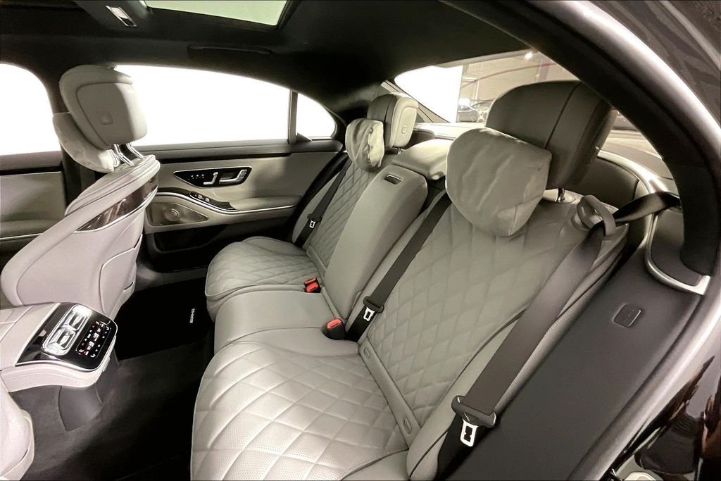 2026 Mercedes-Benz S-Class S 580 - Photo 18