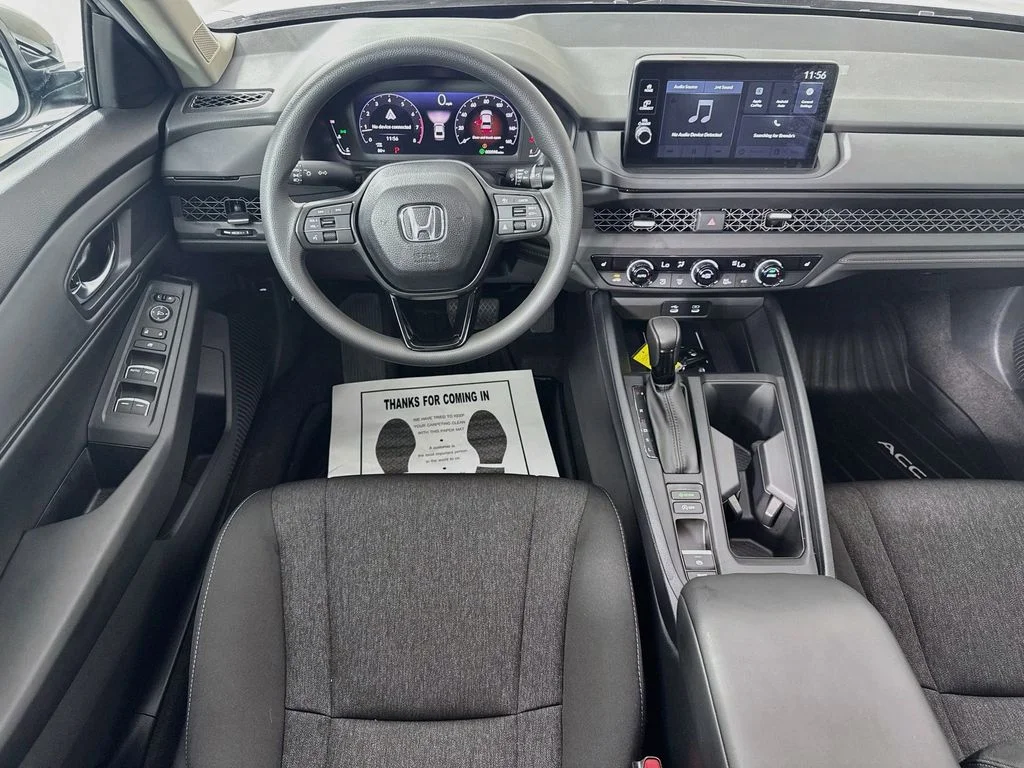 Used 2026 Silver Honda SE image 28