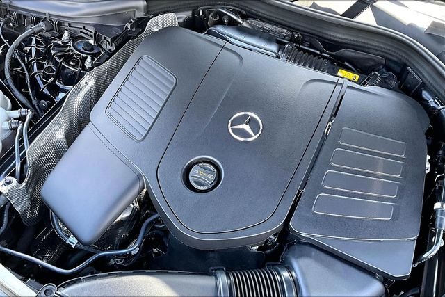 Used 2024 Black Mercedes-Benz GLC 300 image 30