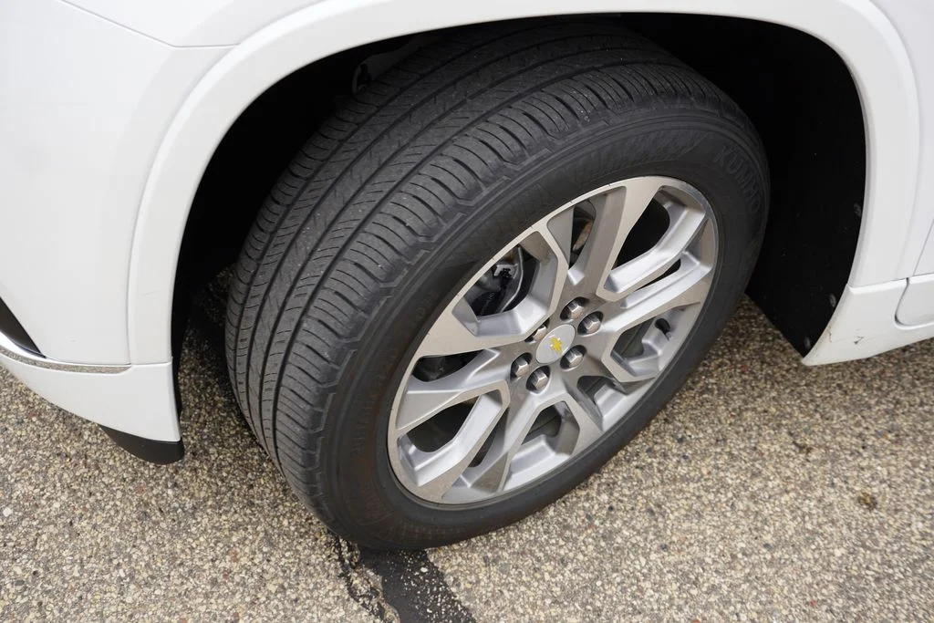 2021 Chevrolet Traverse Premier - Photo 13
