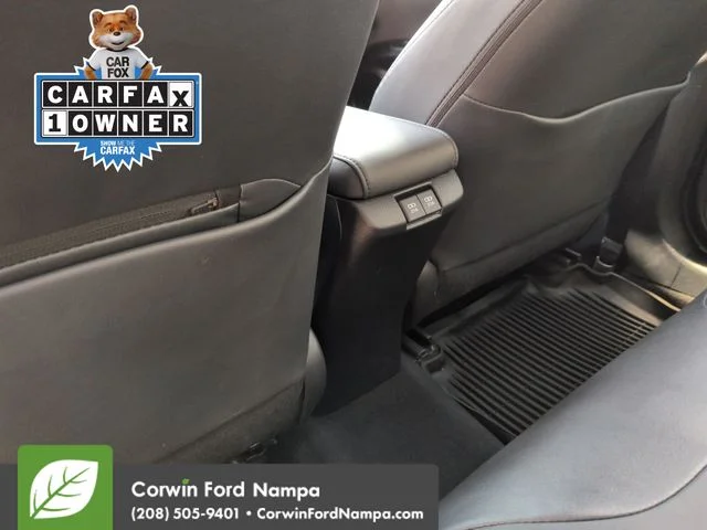 Used 2022 Beige Toyota XLE AWD-e image 28