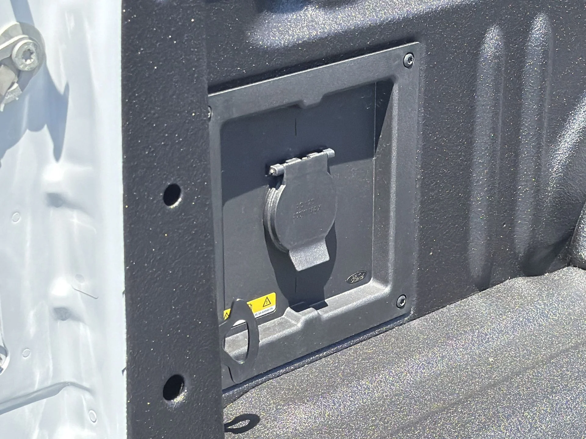 New 2026 Oxford White Ford XLT image 35