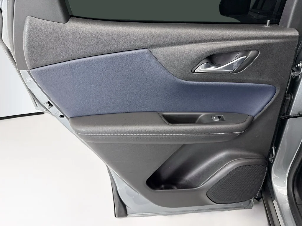 Used 2023 Gray Chevrolet RS image 25
