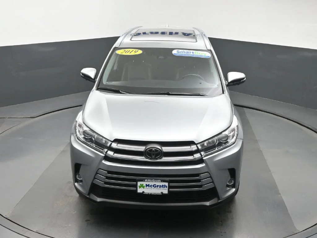 Used 2019 Silver Toyota Limited Platinum image 30
