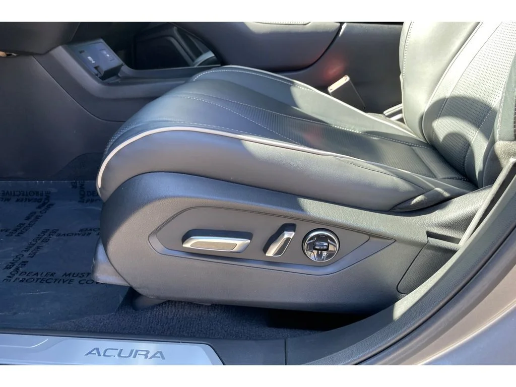 Used 2023 Liquid Carbon Metallic Acura w/Advance Package image 12