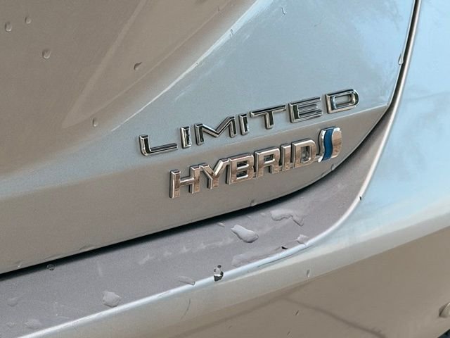Used 2019 Silver Toyota Limited image 7