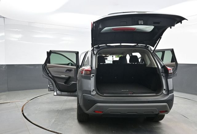 Used 2023 Gray Nissan S image 42