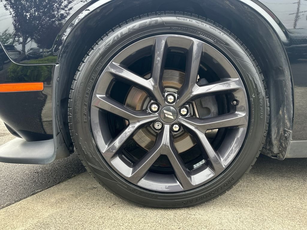 Used 2021 Pitch Black Clearcoat Dodge R/T image 26