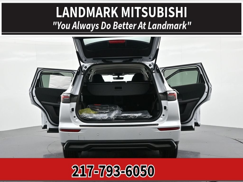 New 2026 White Mitsubishi ES 1.5T S-AWC image 27